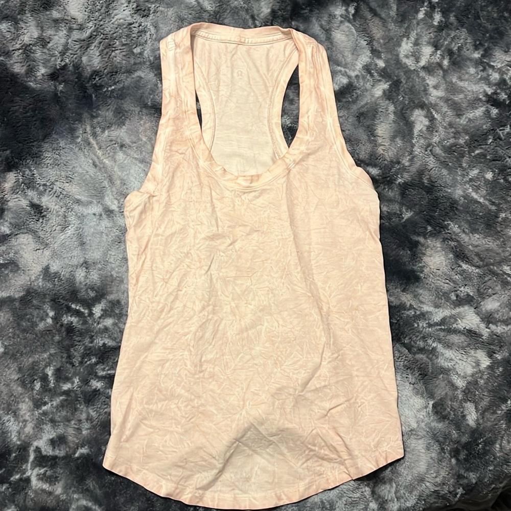 Tie dye size 4 Lululemon lightly worn tank top.